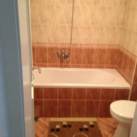 Exclusive Apartmant In The Center Of Near The Main Train/bus Station Apartman *