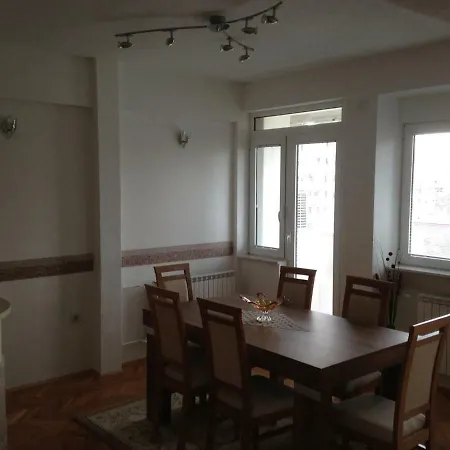 Exclusive Apartmant In The Center Of Near The Main Train/bus Station Apartman Szkopje